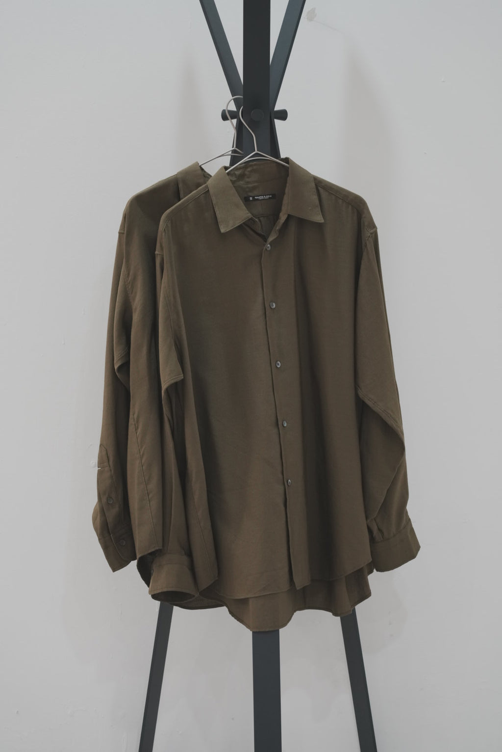 MAATEE&SONS "SHORT POINT SHIRTS KHAKI OX"