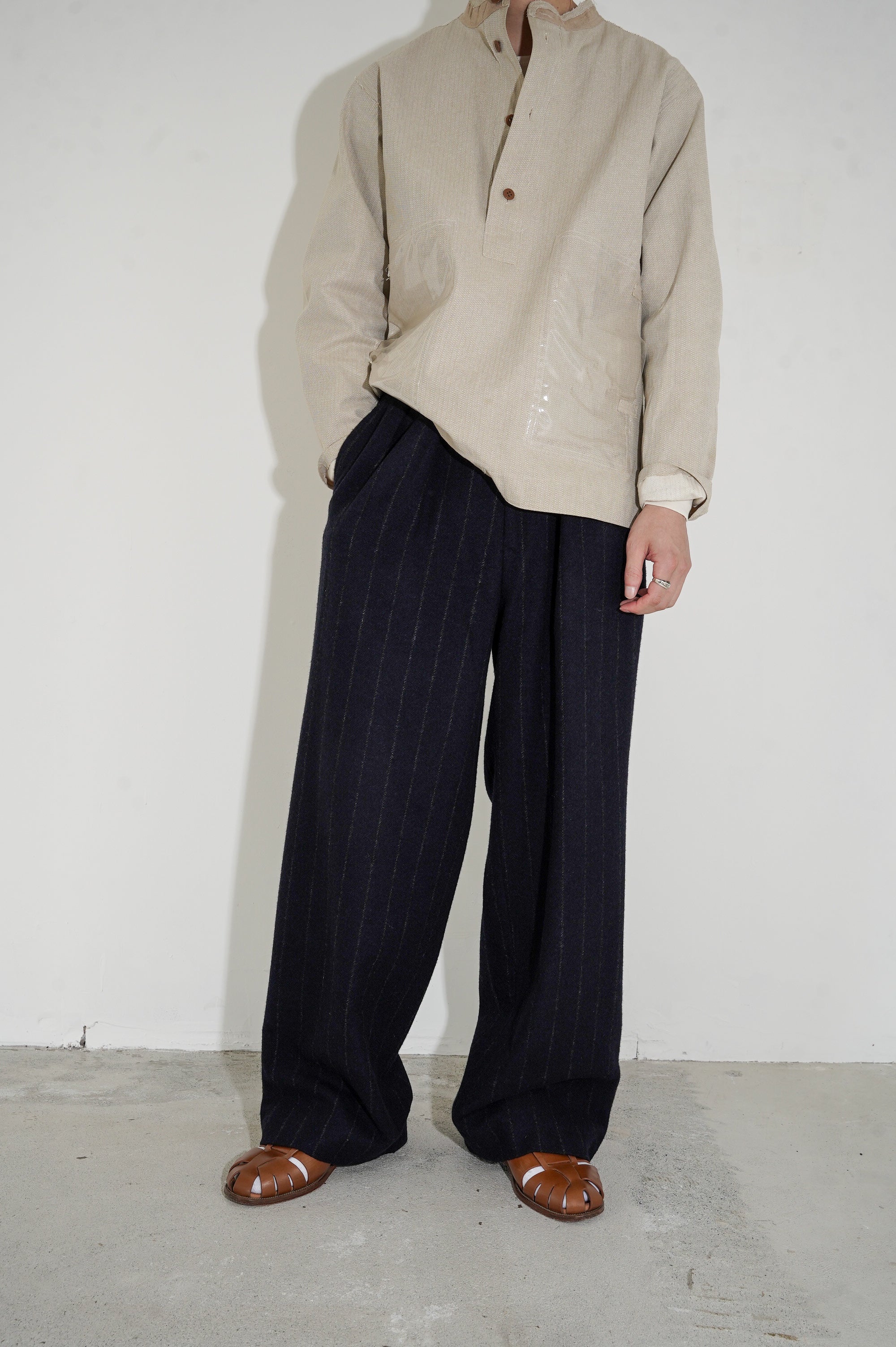 m's braque "TUCKED BAGGY PANTS" ［NAVY CHALK］