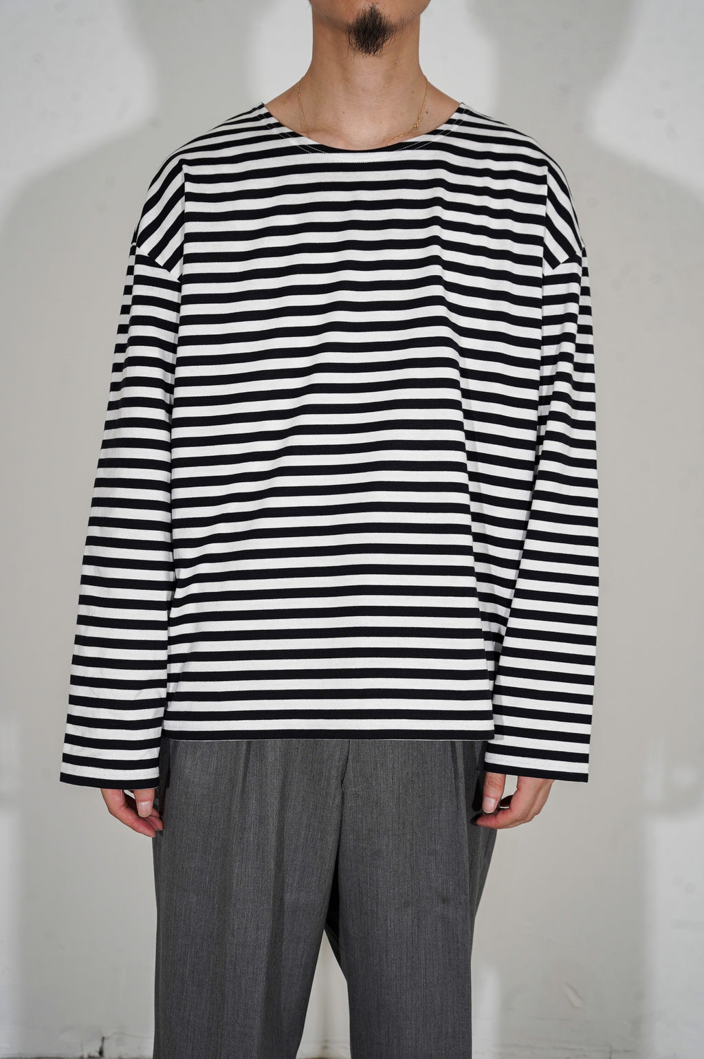 REVERBERATE "BORDER LONG T SHIRT" [BLACK]