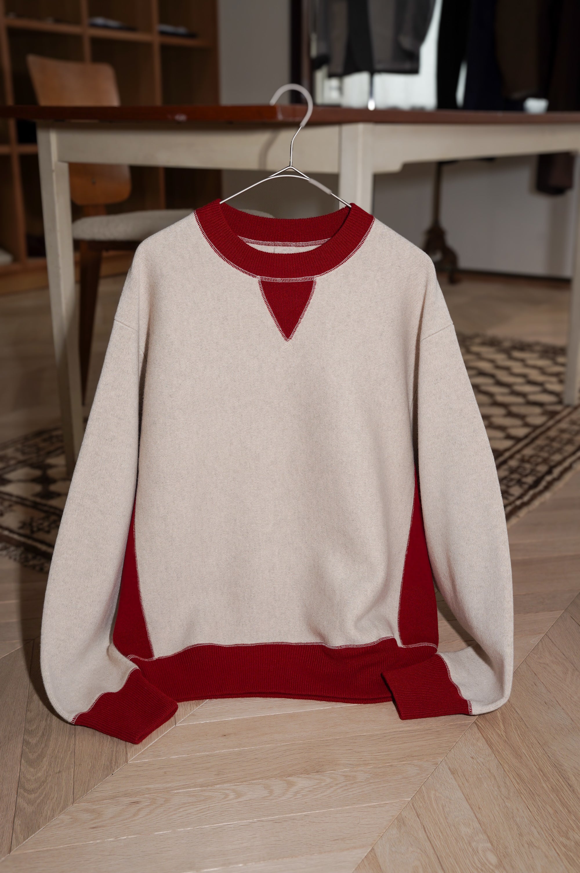 MEIAS "PURE CASHMERE SWEAT PO" [BEIGE]