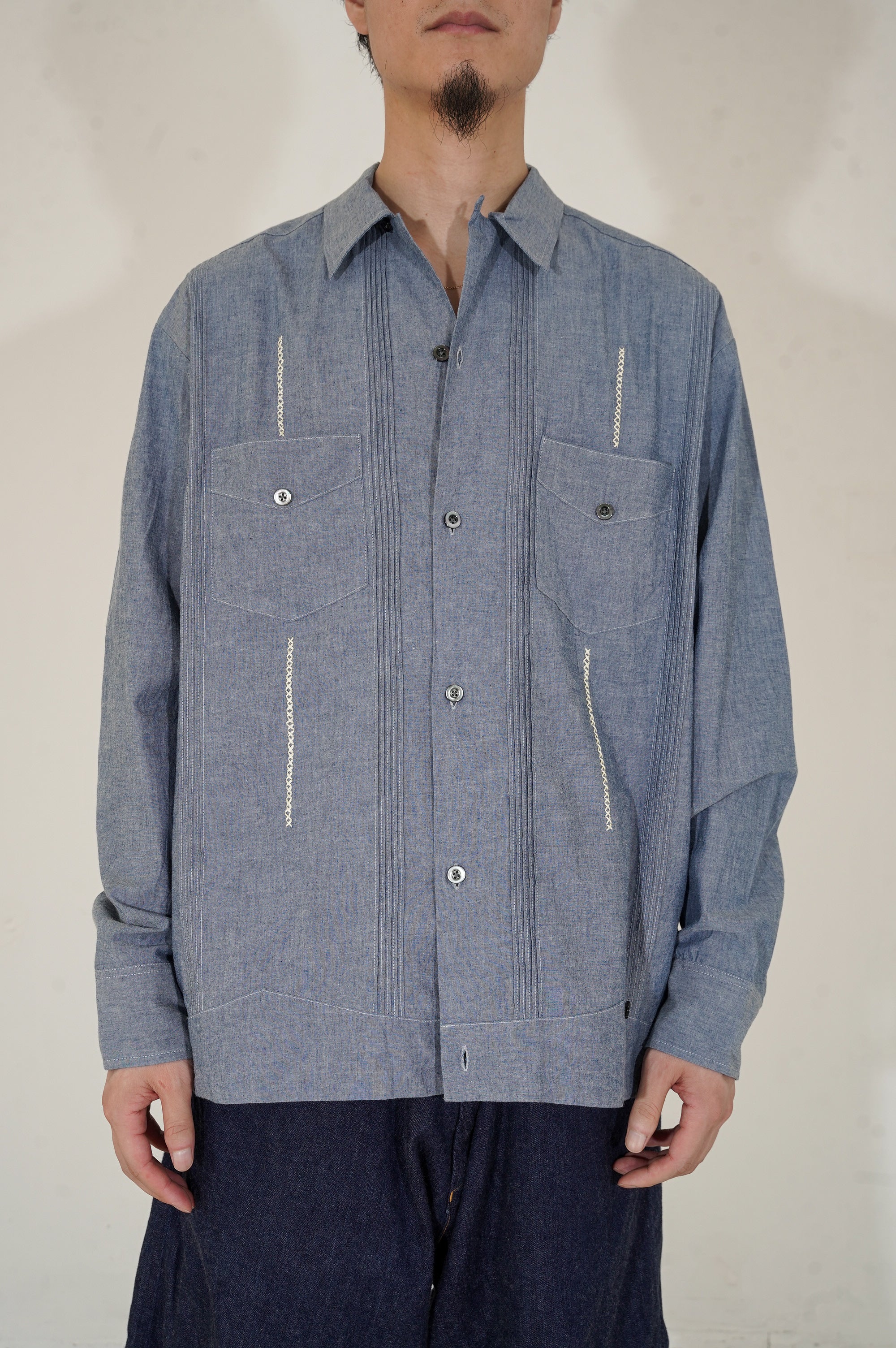 Gurank "Guayabera"