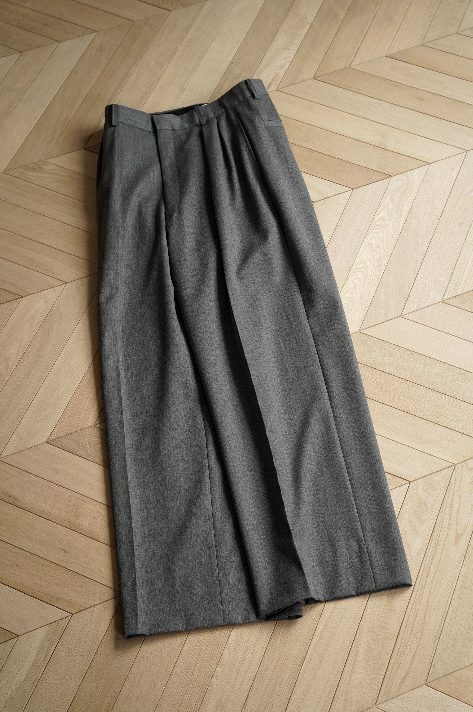 REVERBERATE "SUIT TROUSERS" [GRAY]