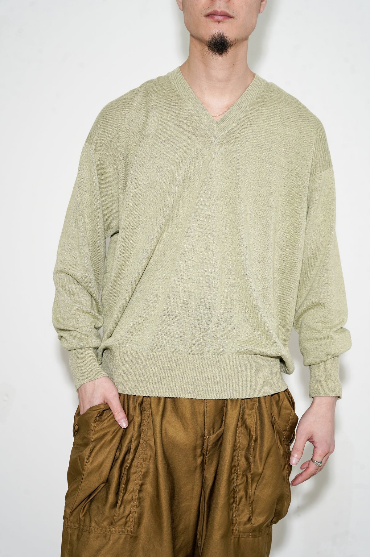 Olde H & Daughter "LINEN SILK PLAINE STITCH V NECK" [MEADOW]