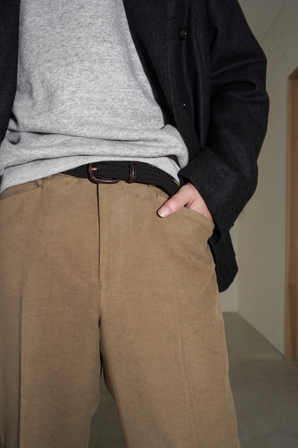 MAATEE&SONS "L POCKET NO PLEATS SLACKS" [SAND]