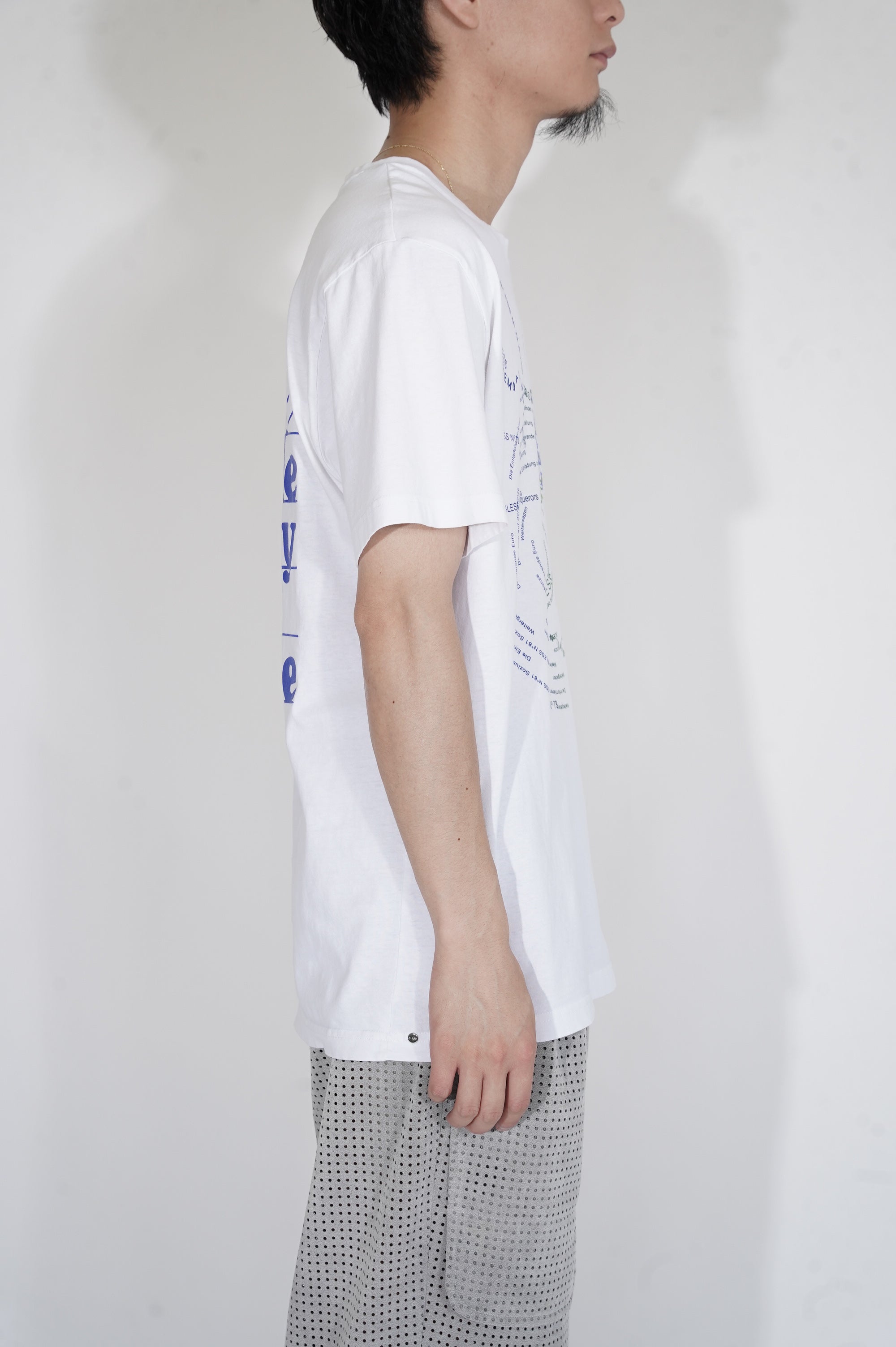 BLESS "Multicollection Vintage T-shirts" [WHITE2]