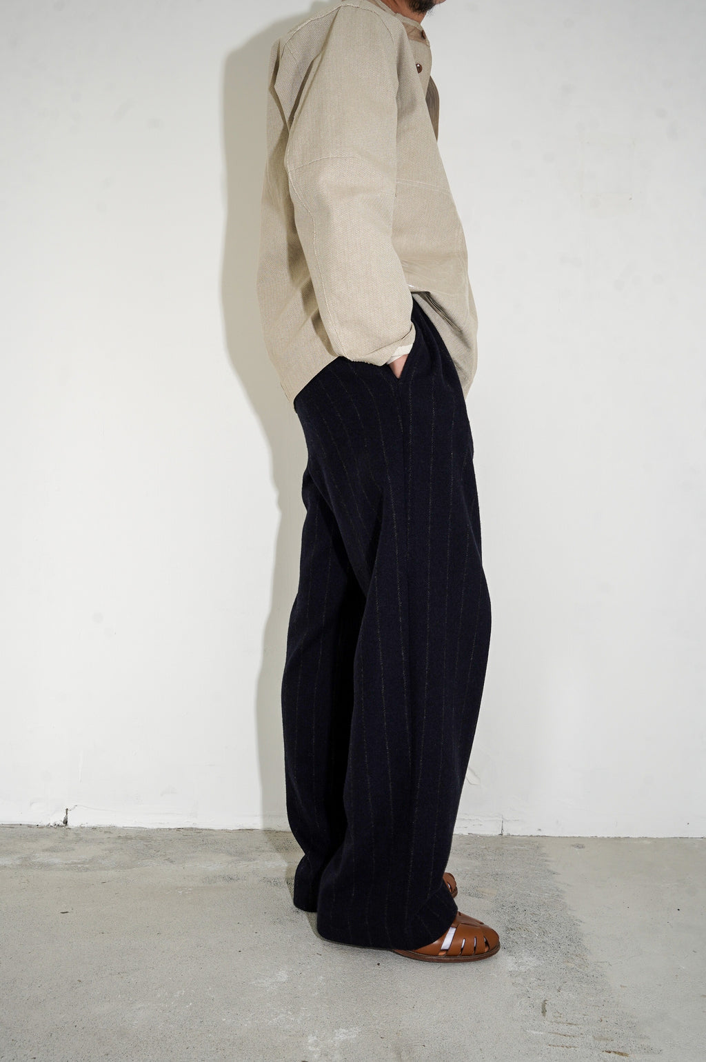 m's braque "TUCKED BAGGY PANTS" ［NAVY CHALK］