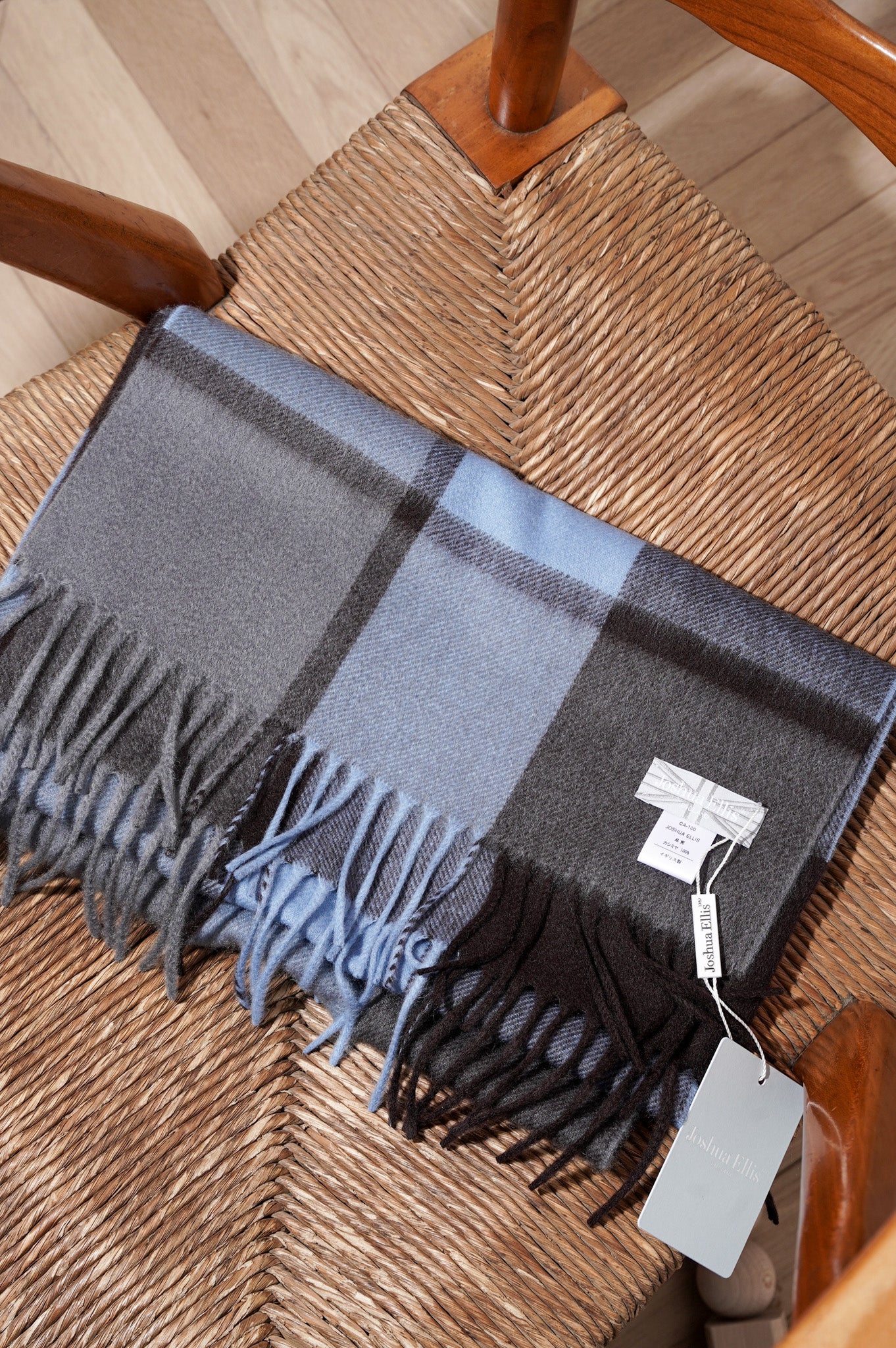 Joshua Ellis "Plaid"