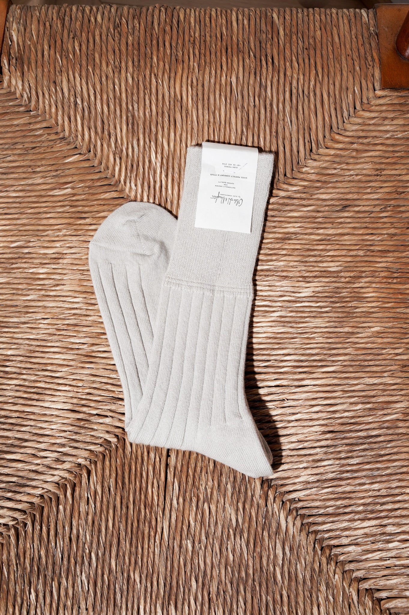 Olde H & Daughter "CASHMERE RIB SOCKS"