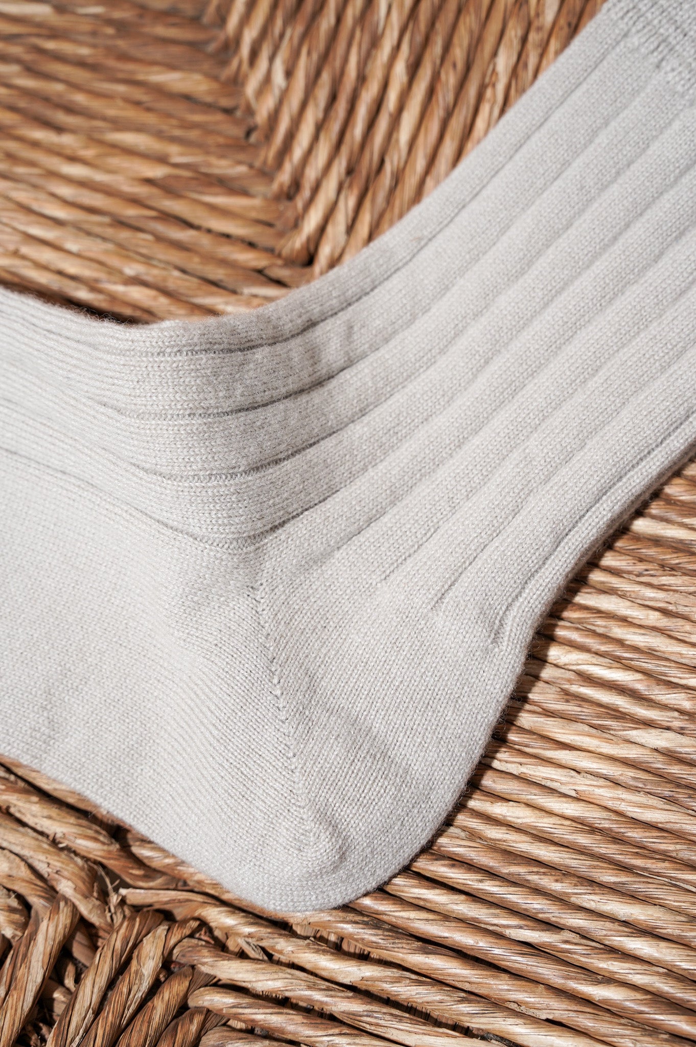 Olde H & Daughter "CASHMERE RIB SOCKS"