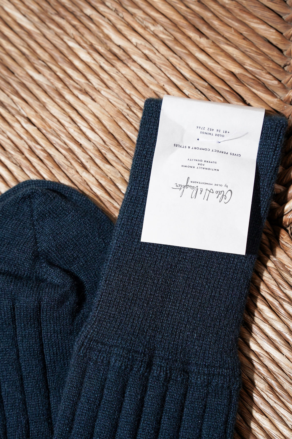 Olde H & Daughter "CASHMERE RIB SOCKS"