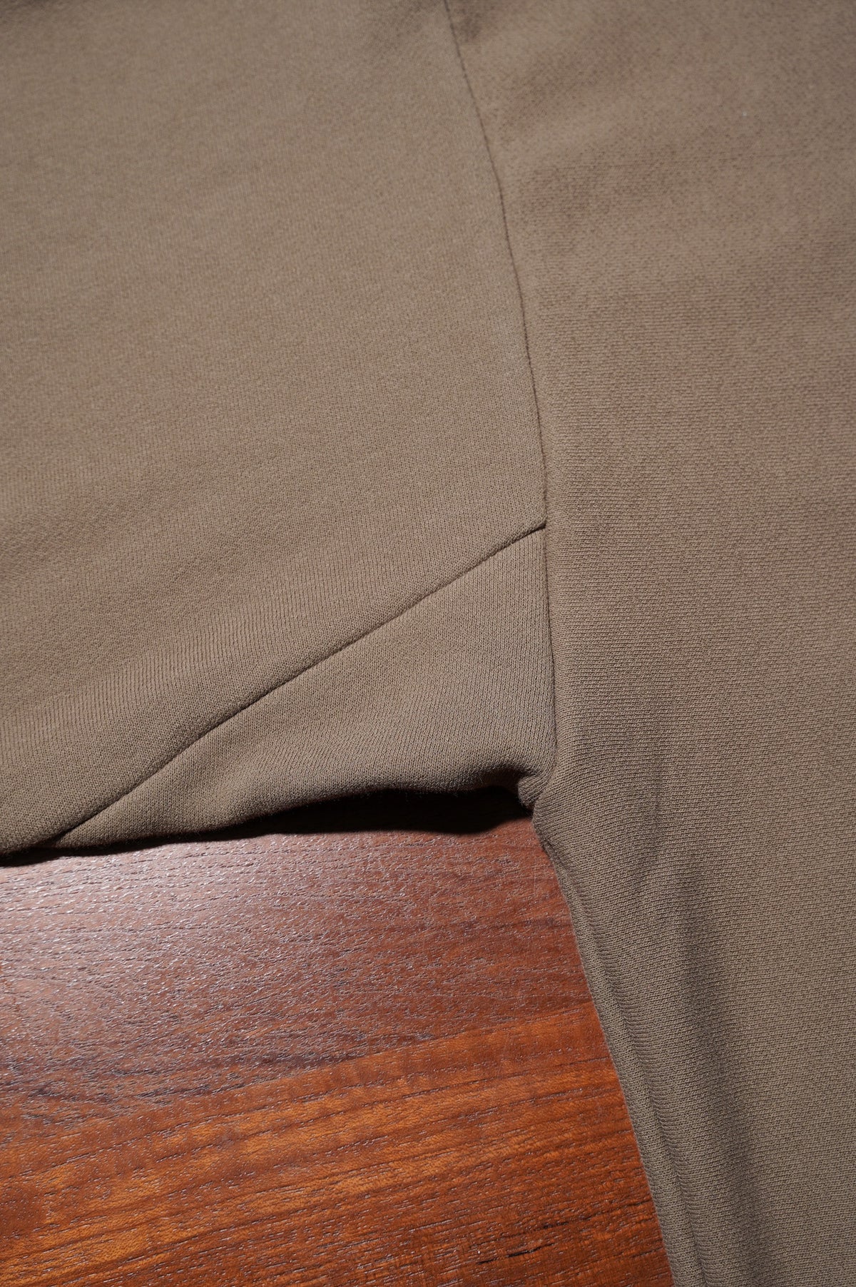 YE OLDE AND NEWMAN "HOODED FULL ZIP TOP" [DARK KHAKI]