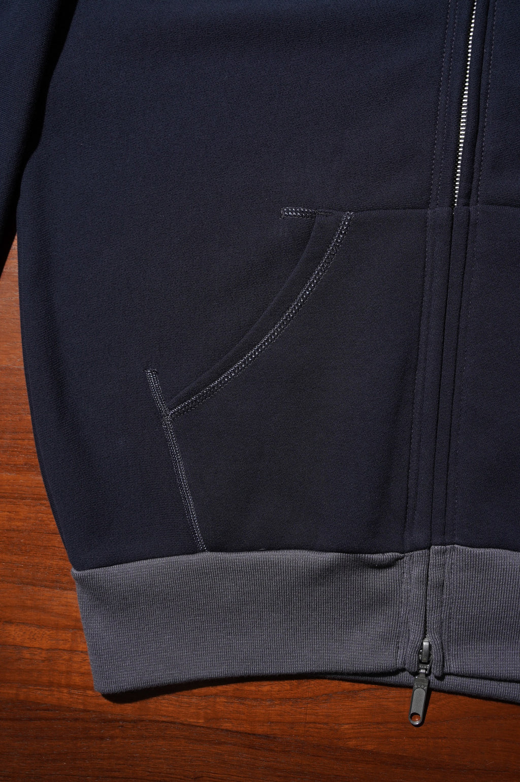 YE OLDE AND NEWMAN "HOODED FULL ZIP TOP" [DARK NAVY]
