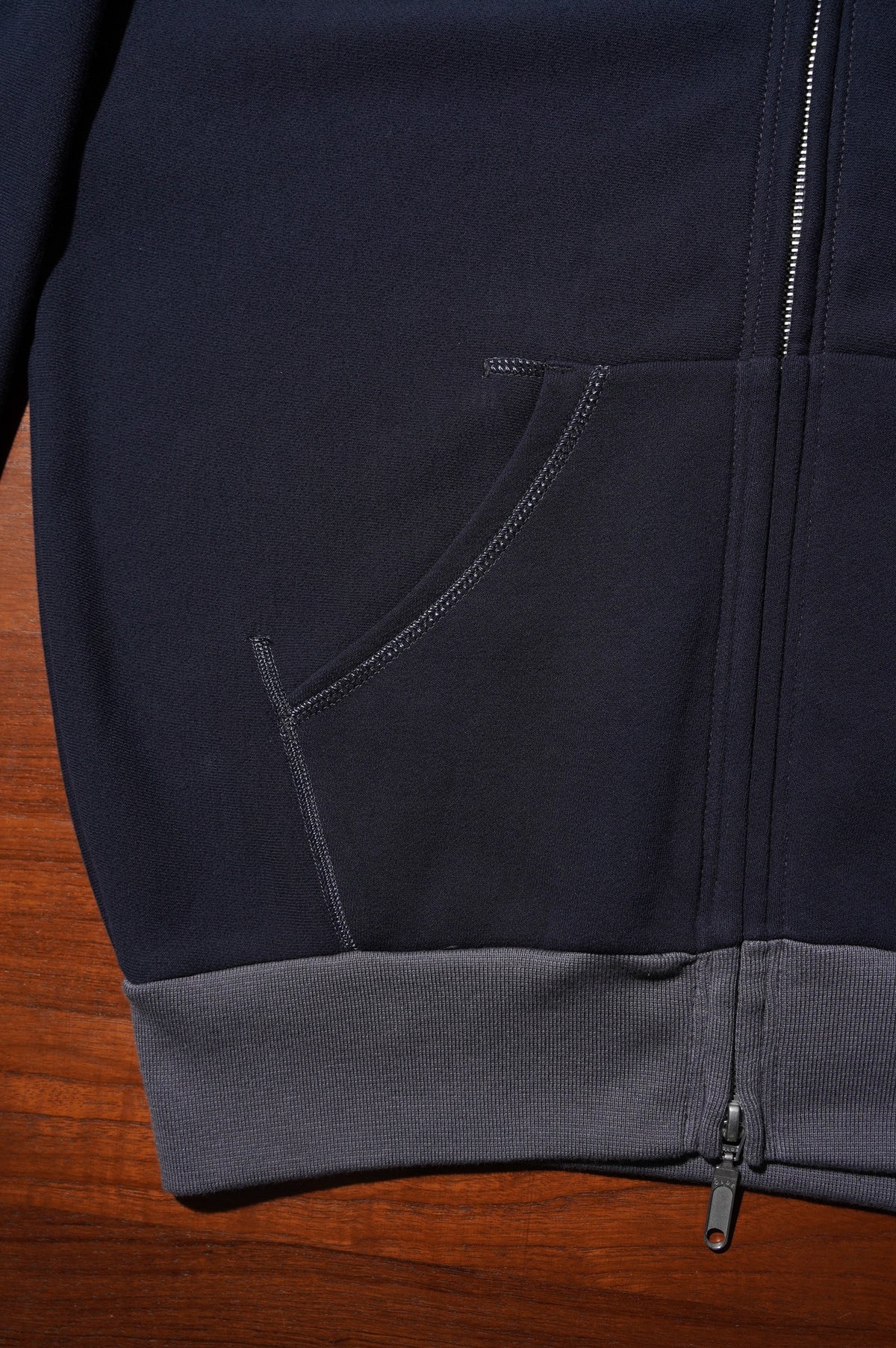 YE OLDE AND NEWMAN "HOODED FULL ZIP TOP" [DARK NAVY]