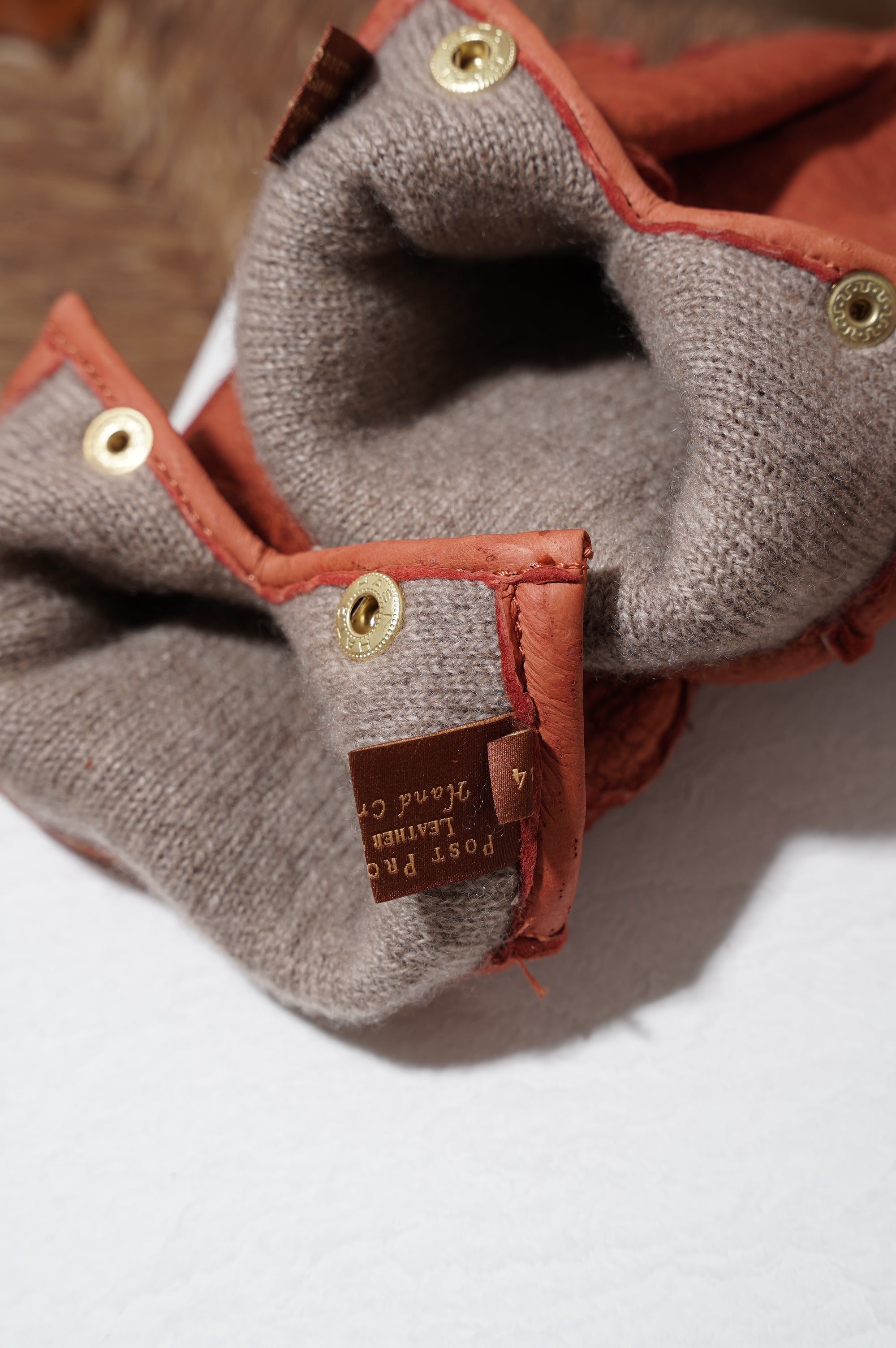 Post Production "Country Gloves" [ORANGE]