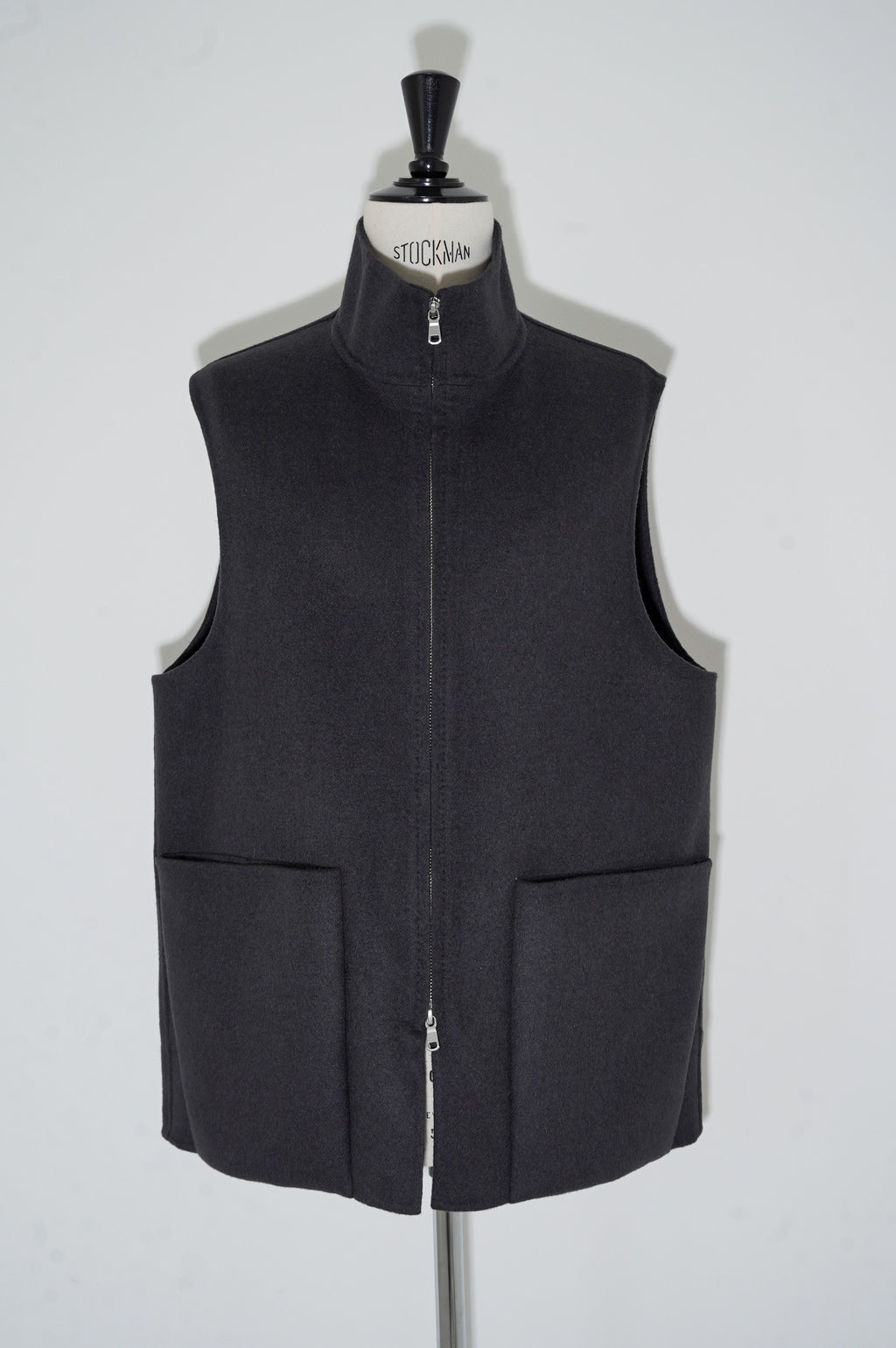 MAATEE&SONS "W Face Zip Vest" [CHARCOAL]