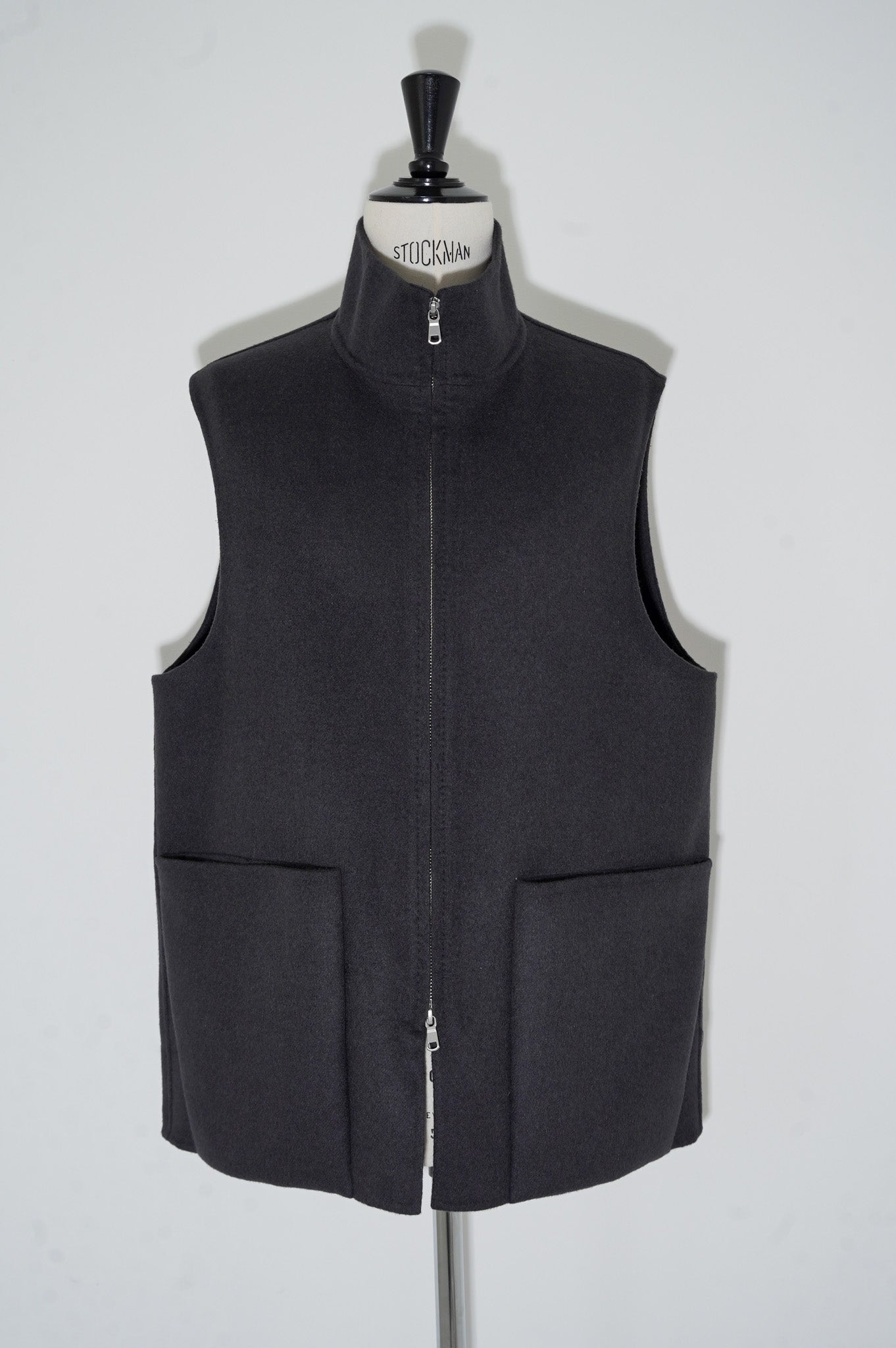 MAATEE&SONS "W Face Zip Vest" [CHARCOAL]