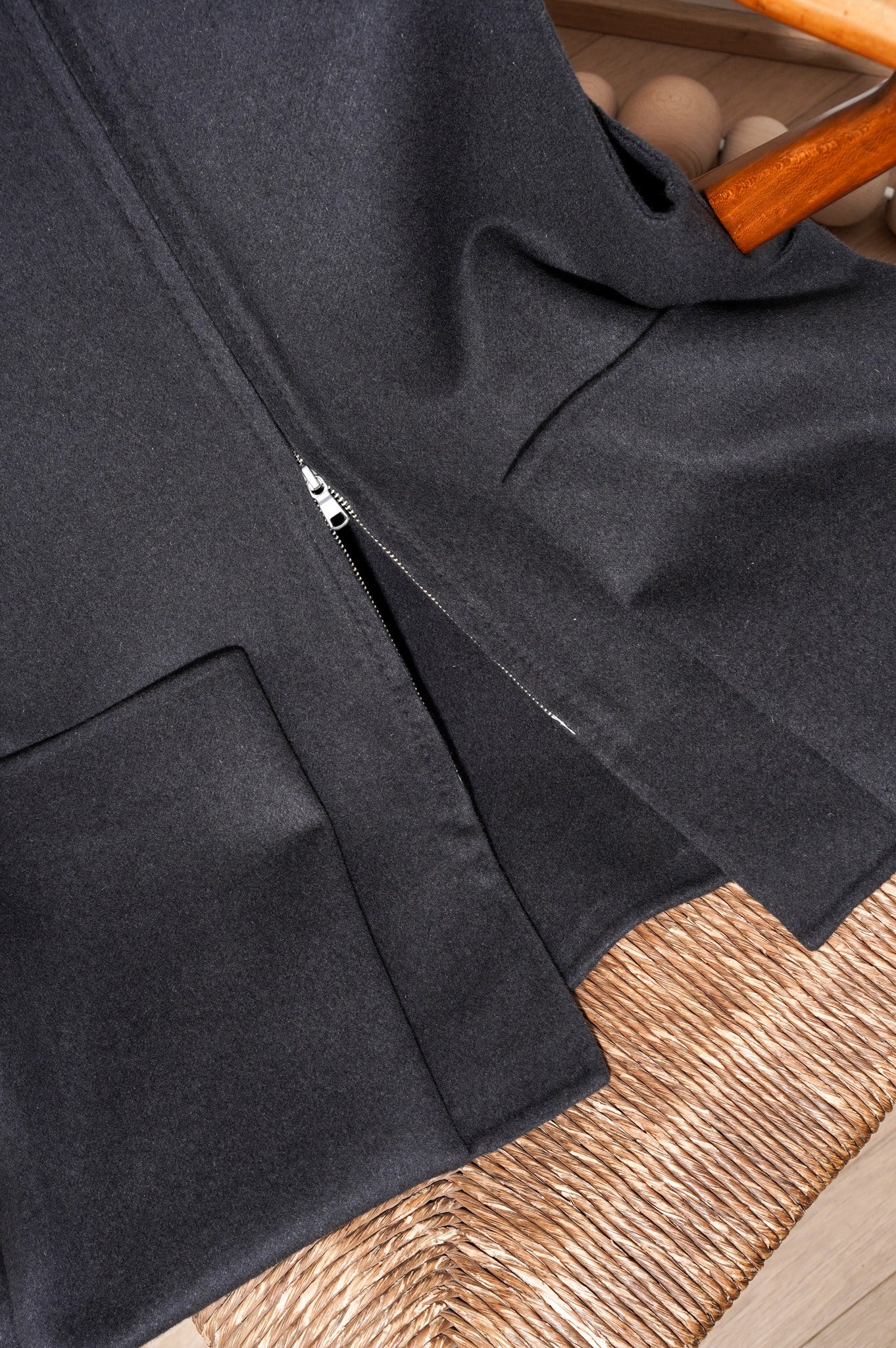 MAATEE&SONS "W Face Zip Vest" [CHARCOAL]