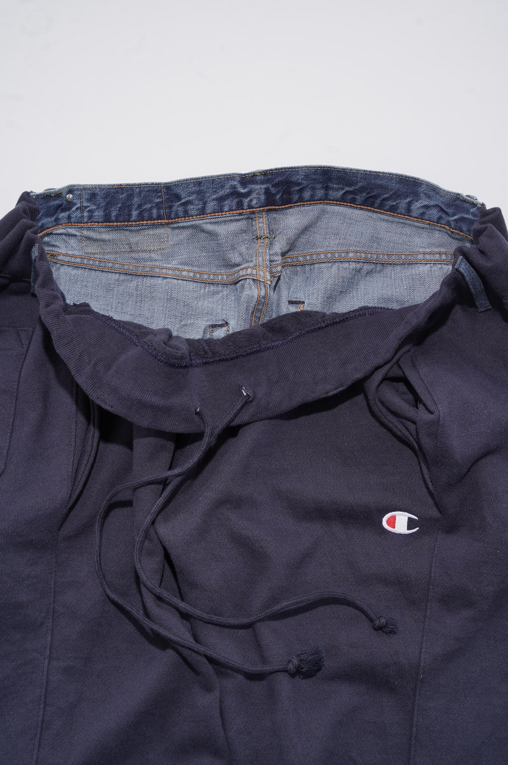BLESS "over jogging jean basketball"