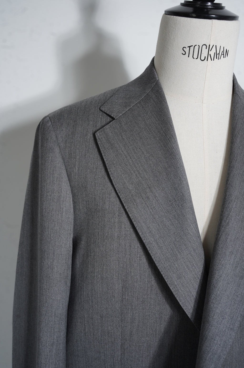 REVERBERATE "SUIT JACKET SINGLE"
