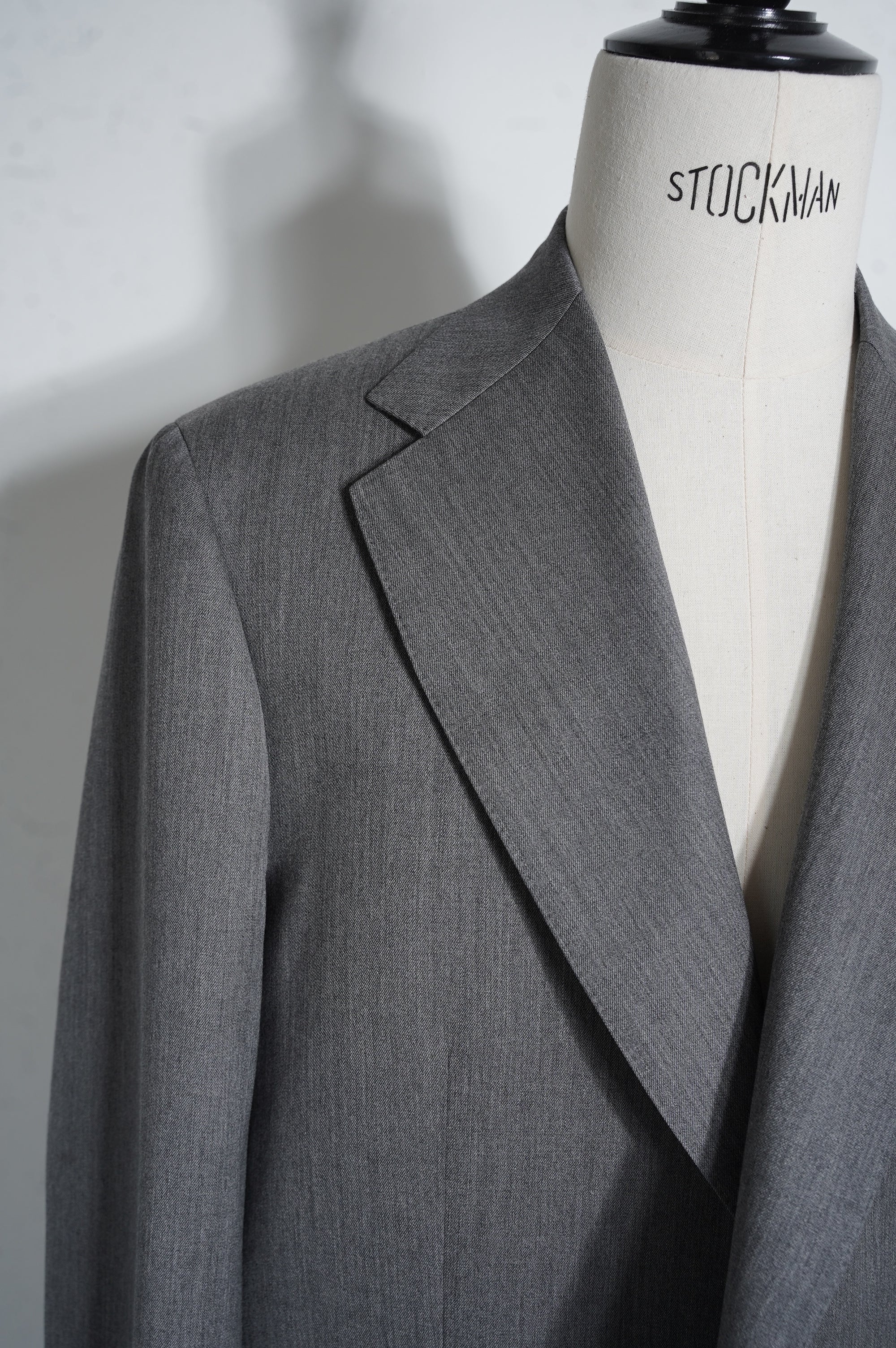 REVERBERATE "SUIT JACKET SINGLE"