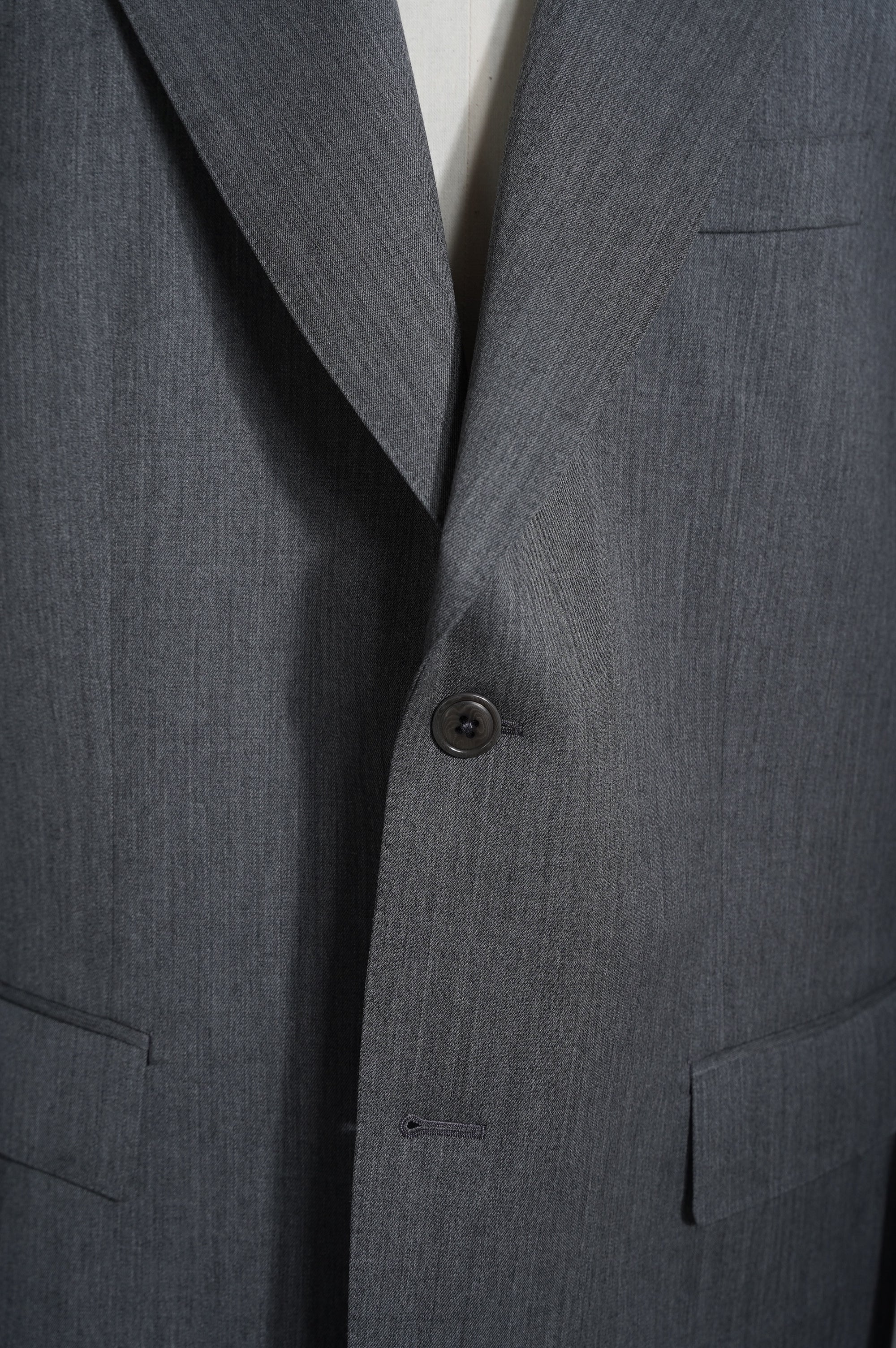 REVERBERATE "SUIT JACKET SINGLE"