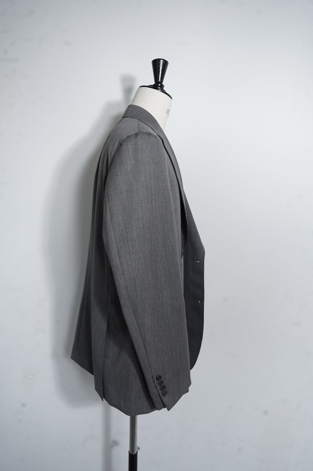 REVERBERATE "SUIT JACKET SINGLE"
