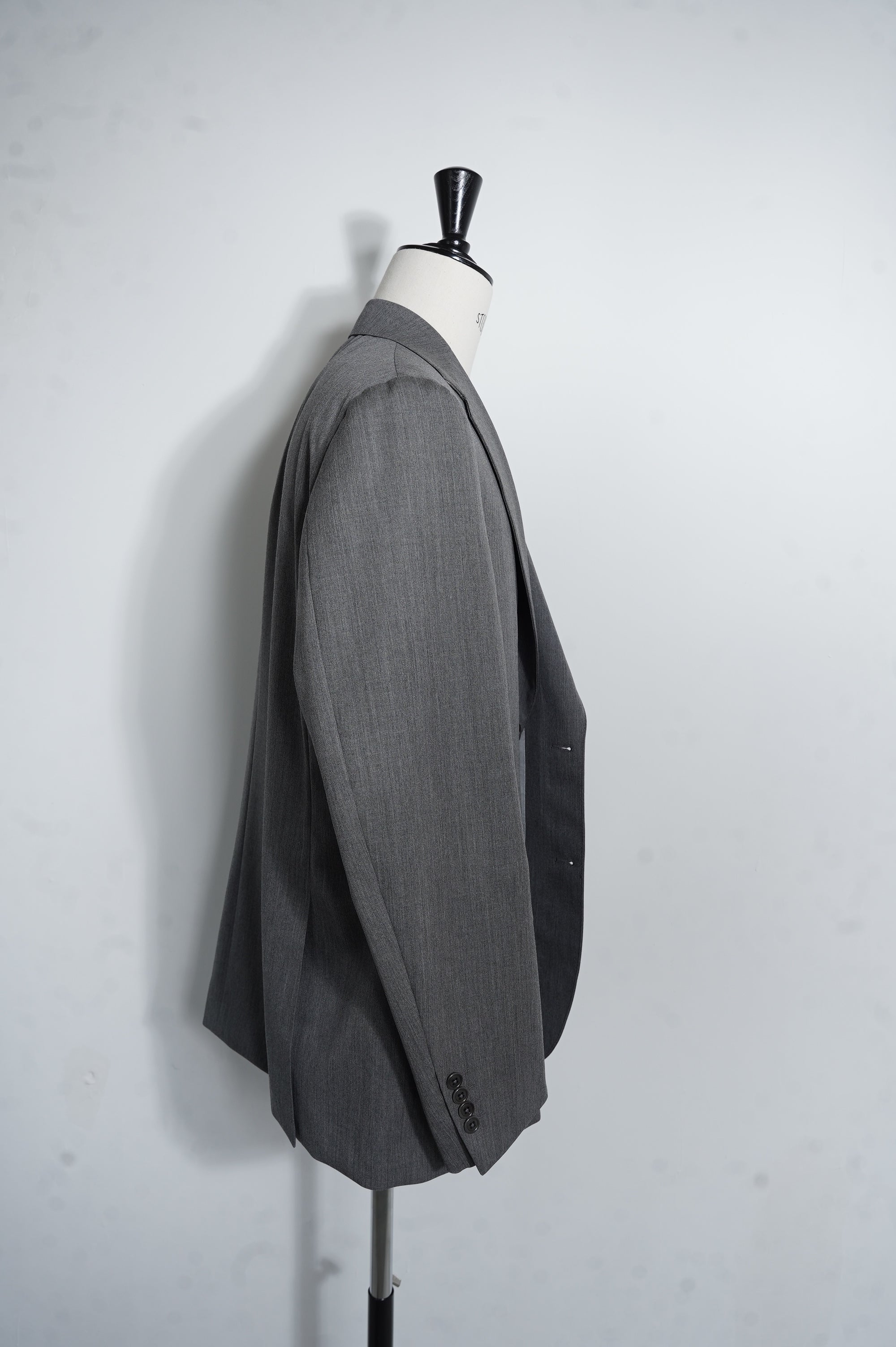 REVERBERATE "SUIT JACKET SINGLE"