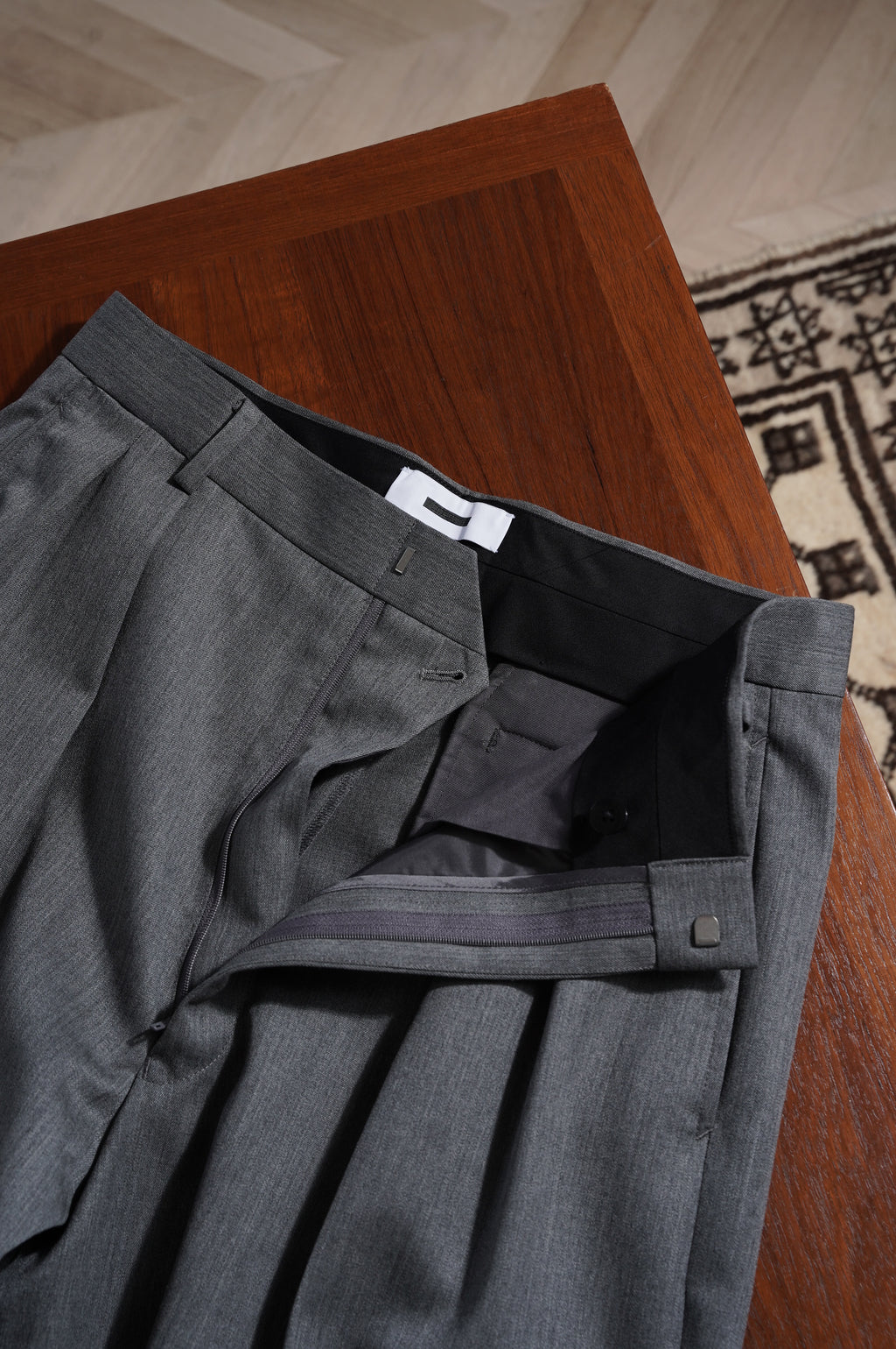 REVERBERATE "SUIT TROUSERS"