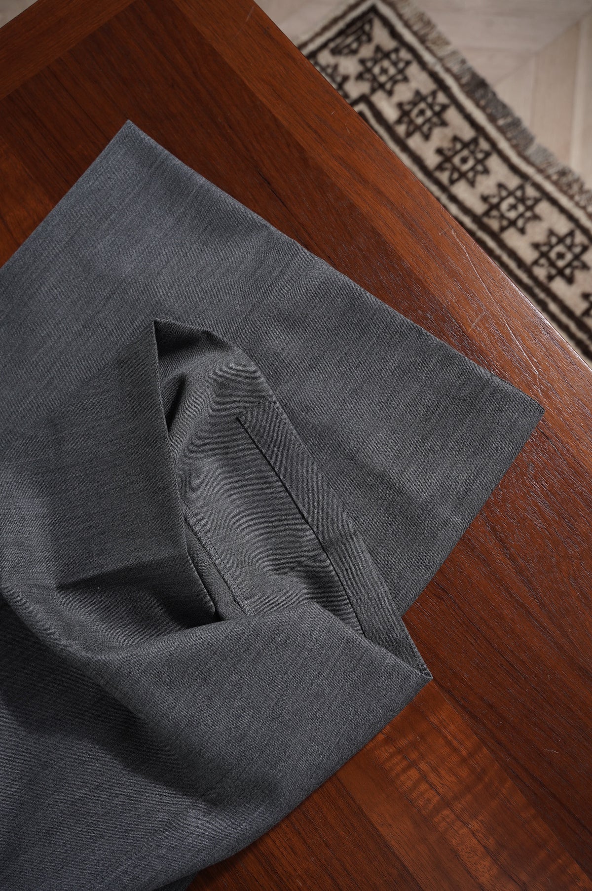 REVERBERATE "SUIT TROUSERS" [GRAY]