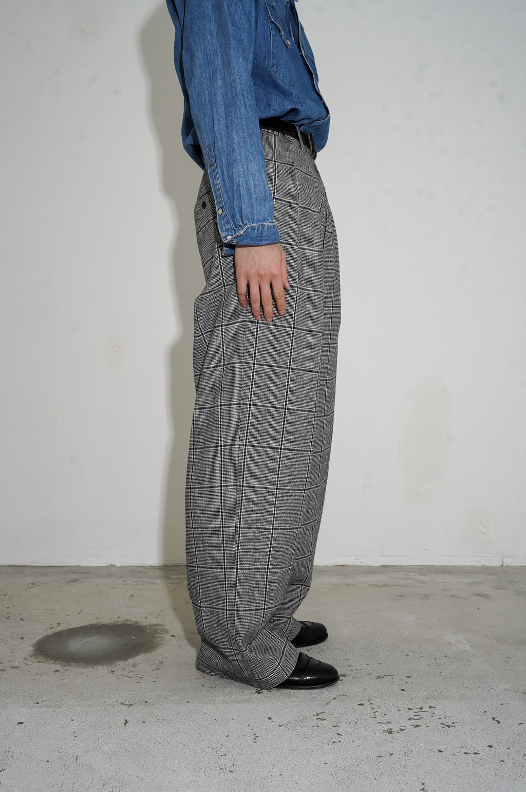 m's braque "TUCKED BAGGY PANTS" [BLACK&WHITE]