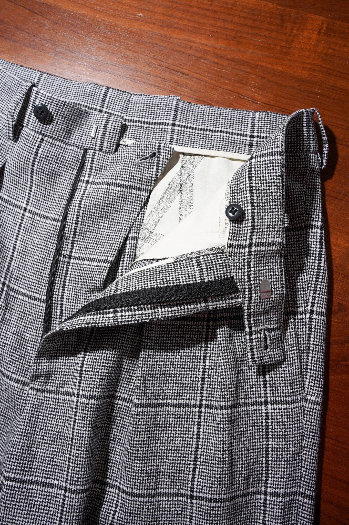 m's braque "TUCKED BAGGY PANTS" [BLACK&WHITE]