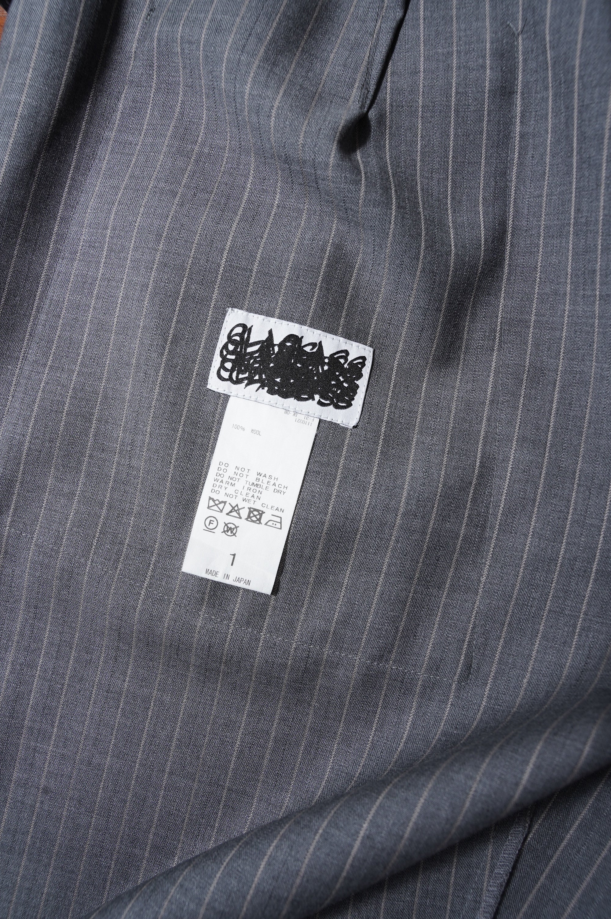 class "CCFA01UNI B"