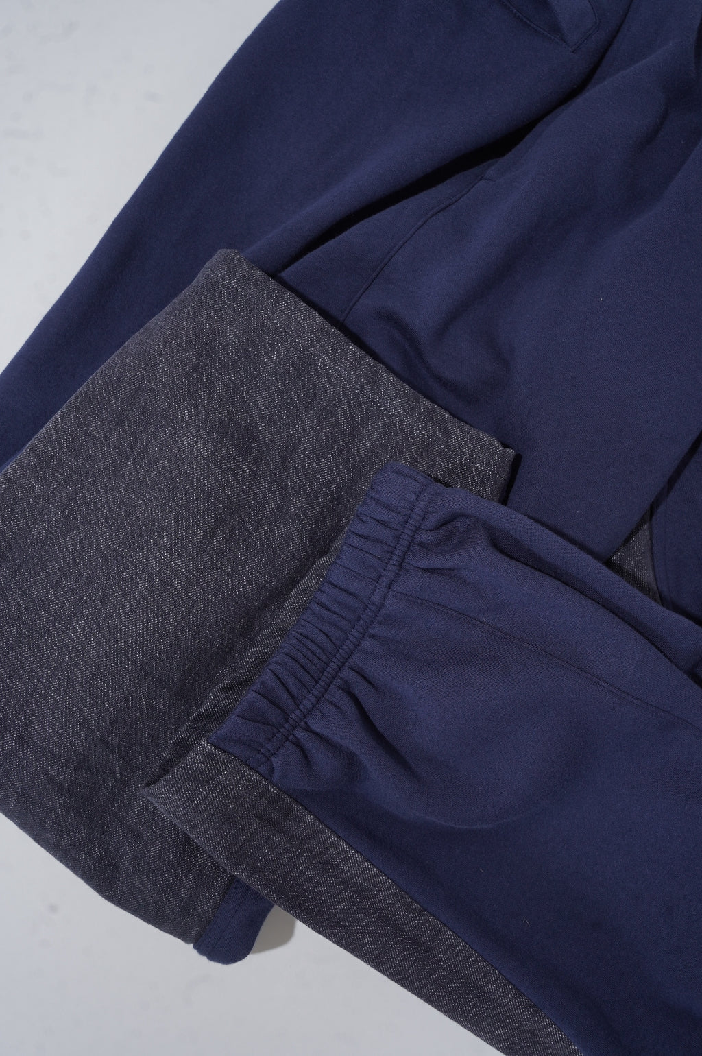 BLESS "OVER JOGGING JEANS"　［NAVY/DENIMBLUE］