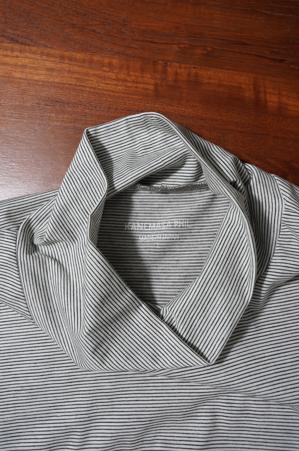 KANEMASA PHIL. "36G WOOL STRIPE TURTLE NECK" ［REGENTS WHITE］