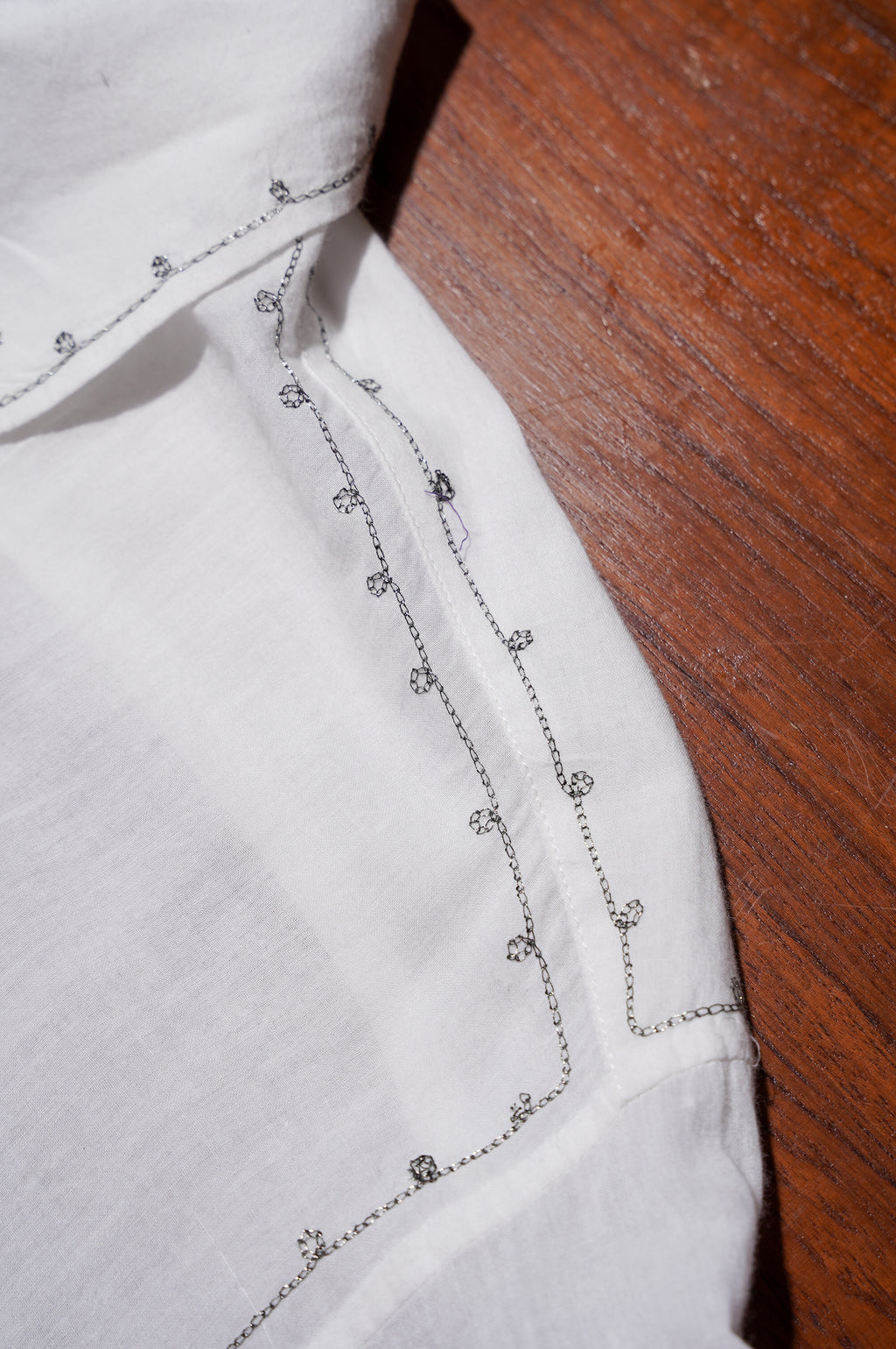 MAATEE&SONS "GUPTA EMBROIDERY" [WHITE]