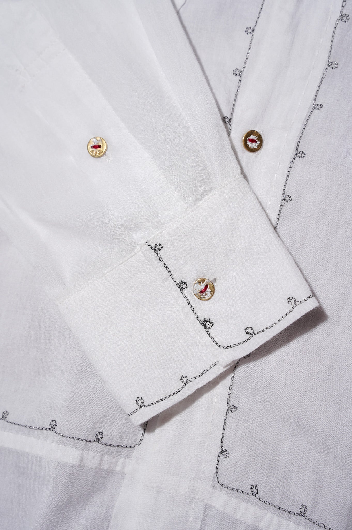 MAATEE&SONS "GUPTA EMBROIDERY" [WHITE]