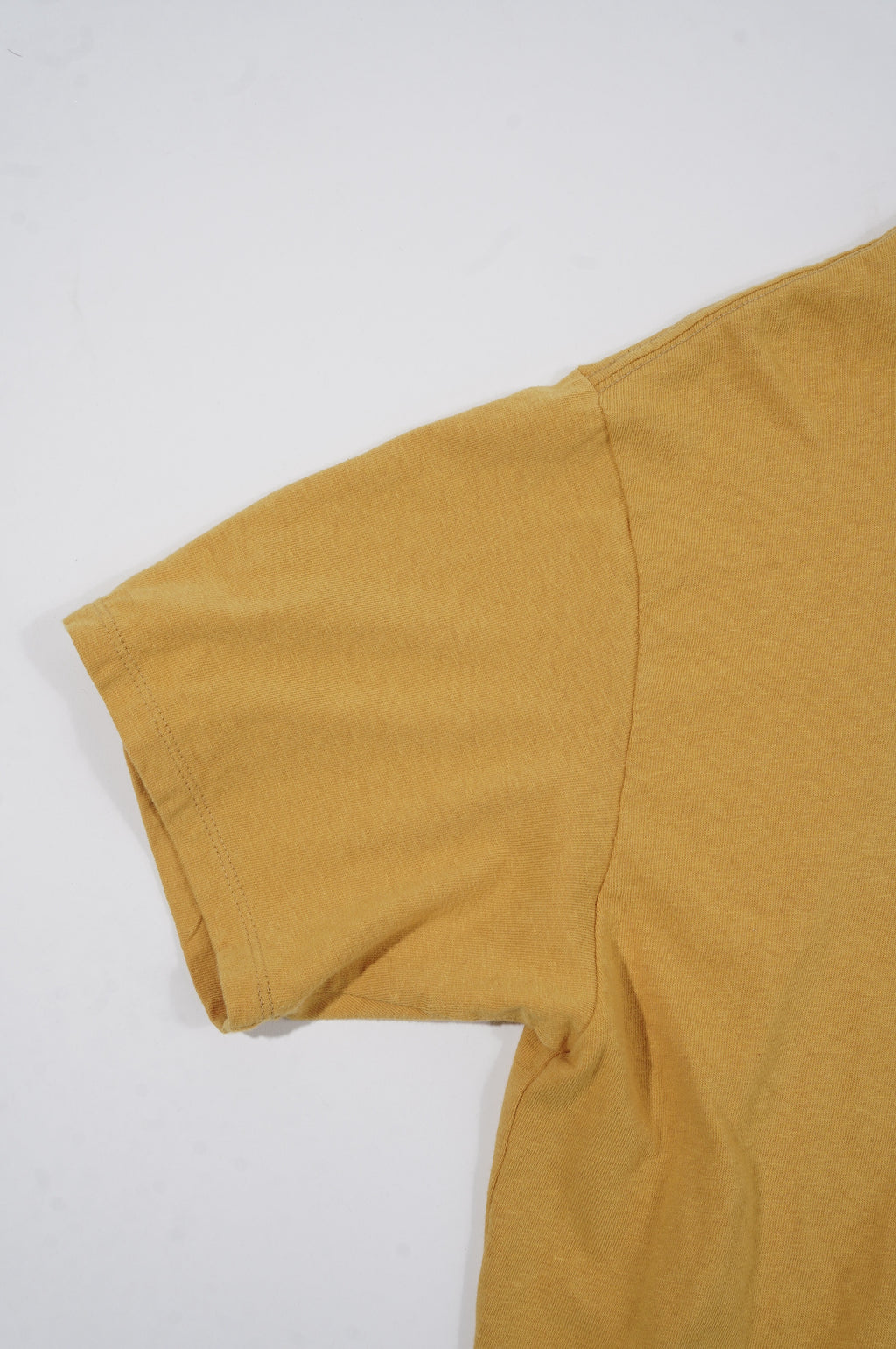 MAATEE&SONS "PRINT TEE" [YELLOW MARVERICK]