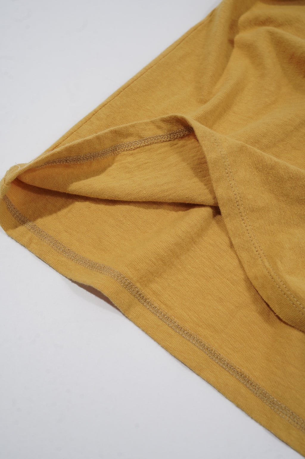 MAATEE&SONS "PRINT TEE" [YELLOW MARVERICK]