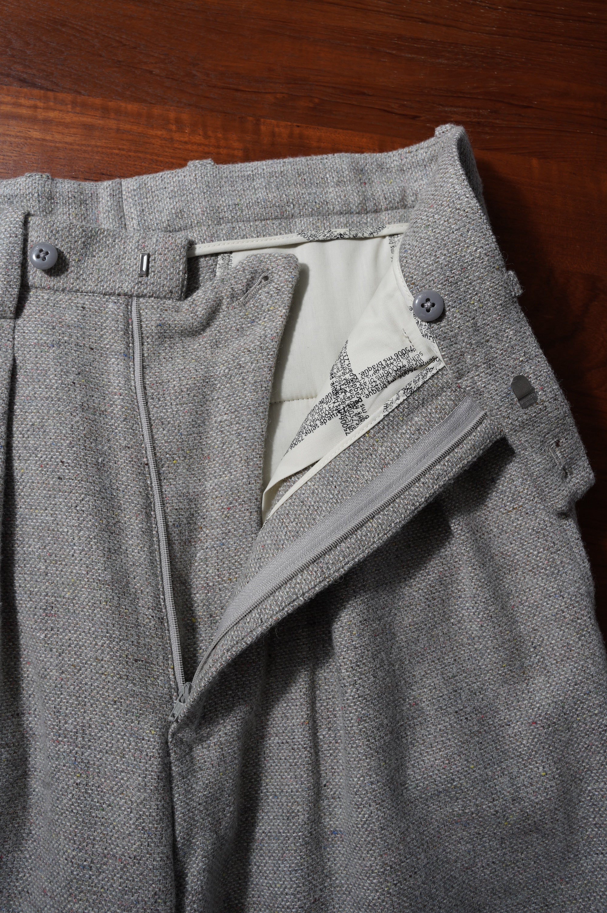 m's braque "TUCKED BAGGY PANTS" ［LIGHT GRAY MIX］
