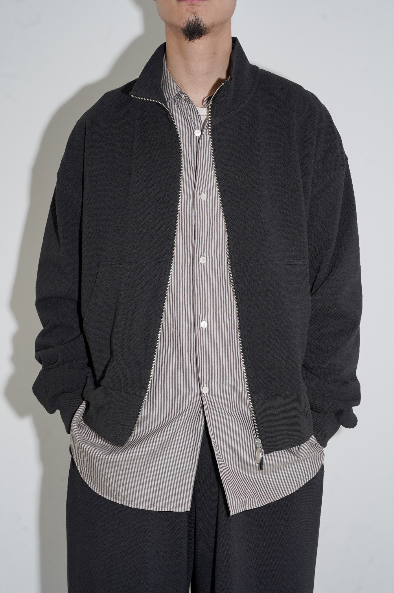 REVERBERATE "TRACK JACKET" [BLACK]