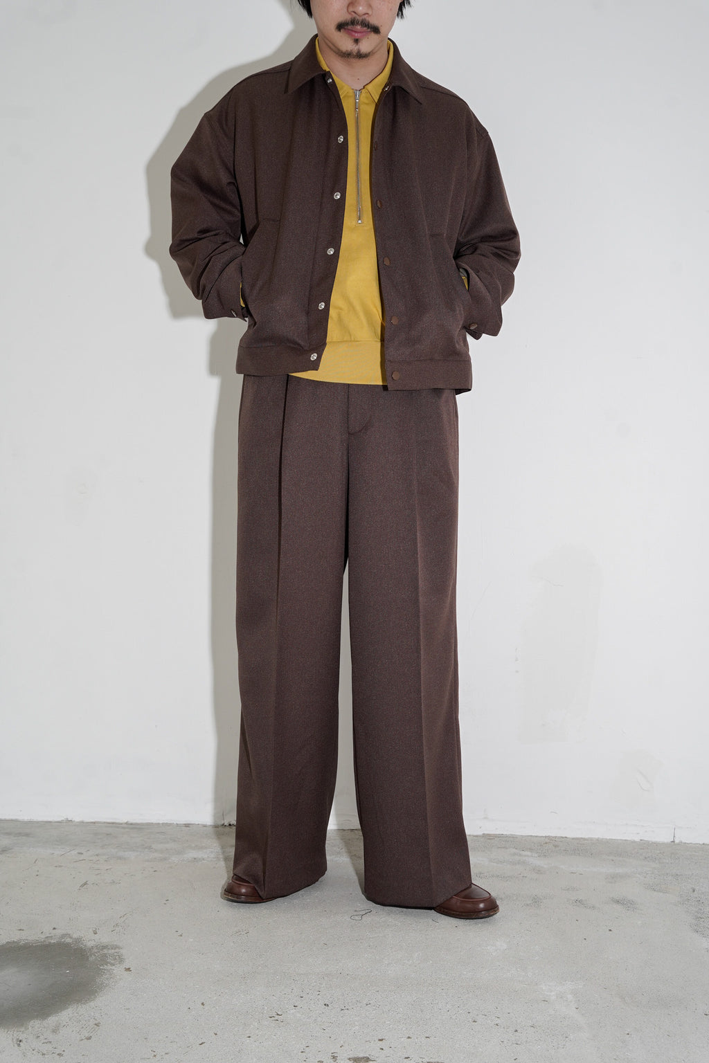 REVERBERATE "TACKED TROUSERS" [BROWN]