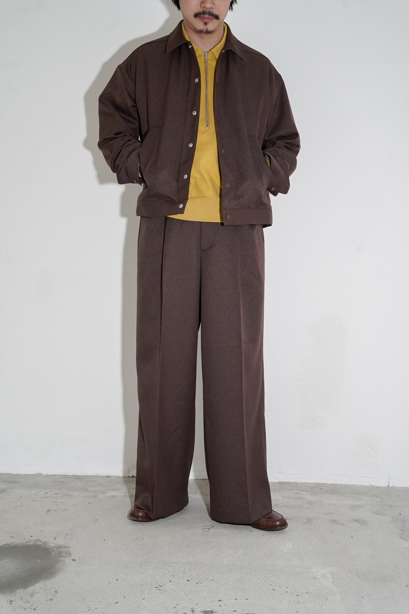 REVERBERATE "TACKED TROUSERS" [BROWN]