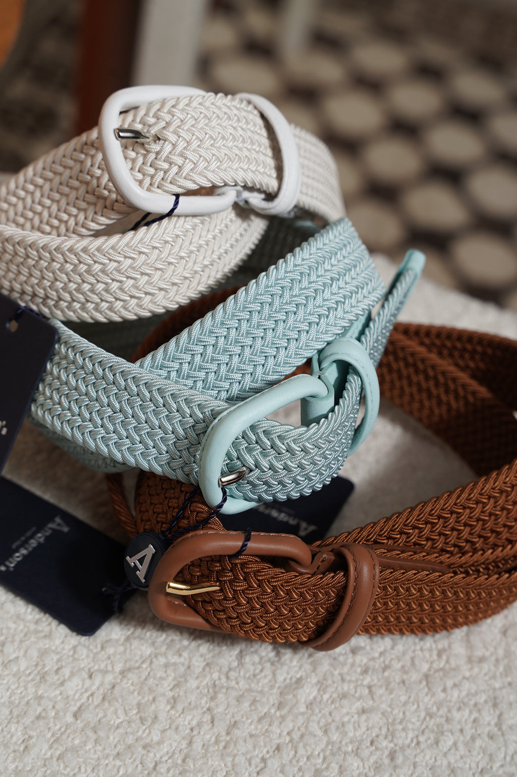 Anderson's "Ex. Rubber mesh belt"