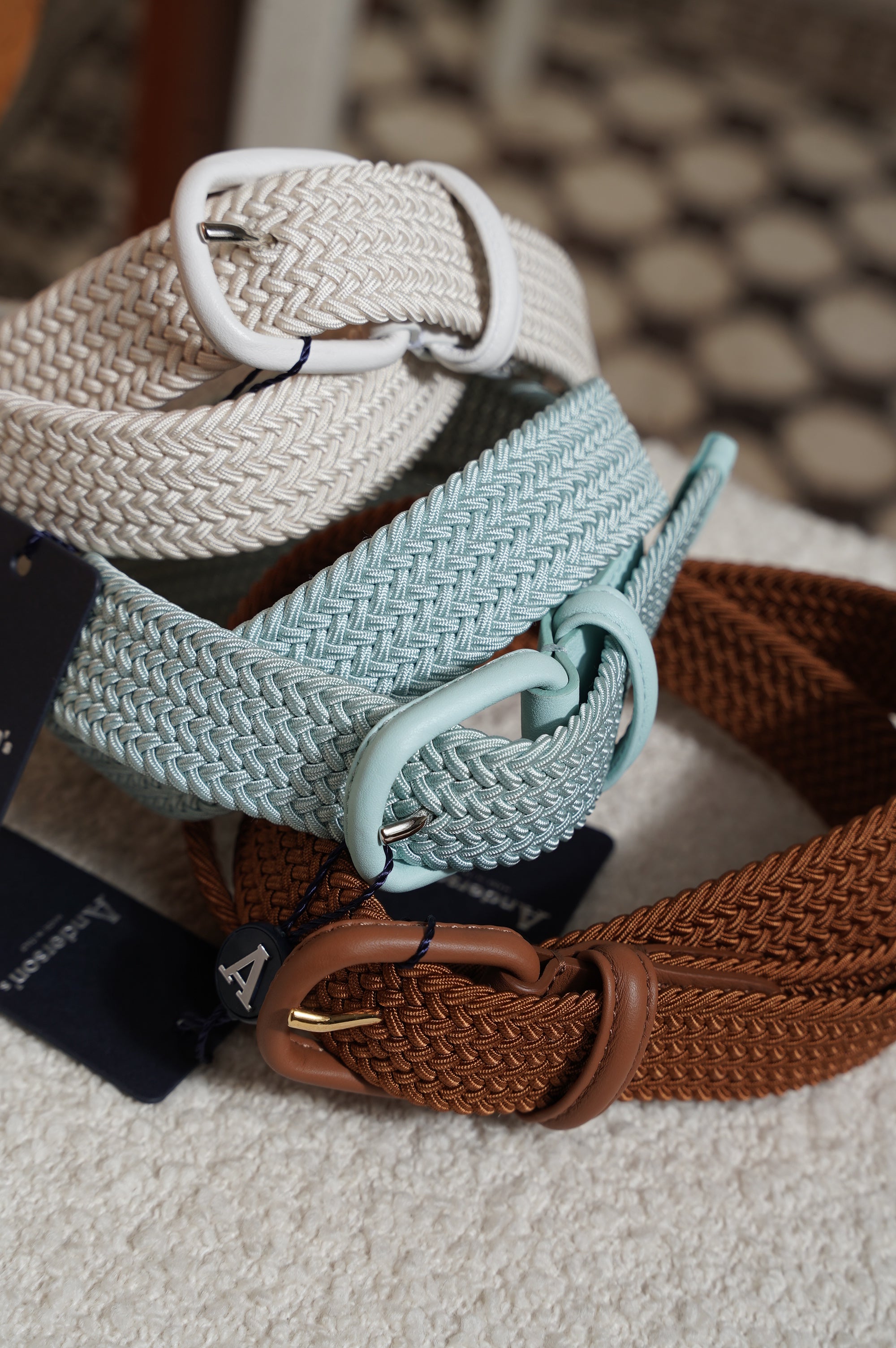 Anderson's "Ex. Rubber mesh belt"