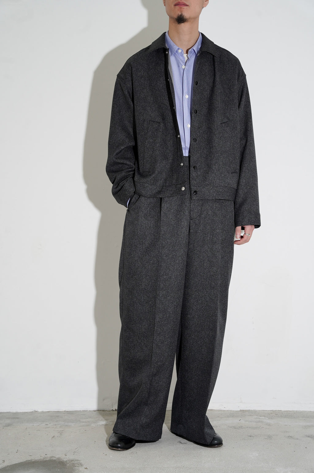 REVERBERATE "TACKED TROUSERS" [BLACK]