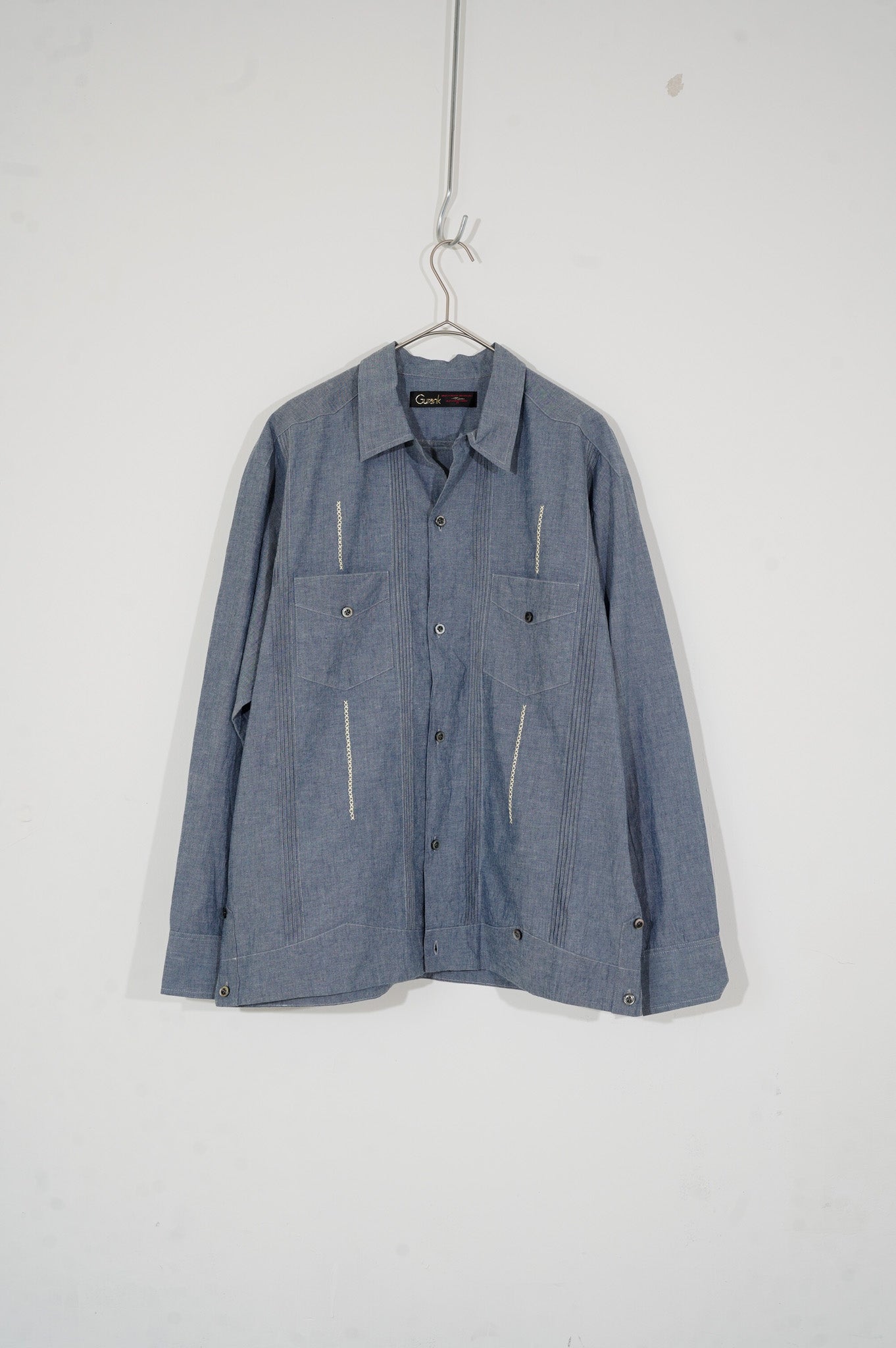 Gurank "Guayabera"