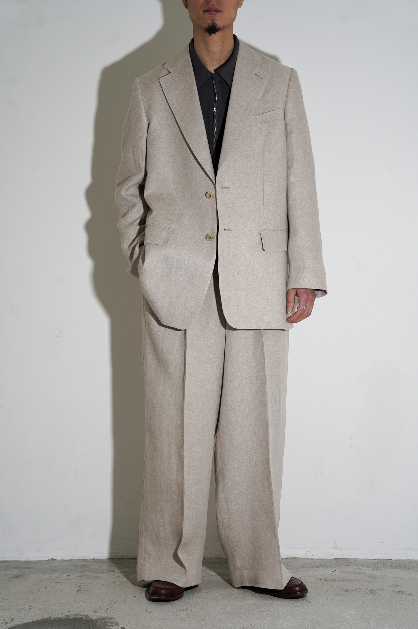 REVERBERATE "TACKED TROUSERS" [ECRU]