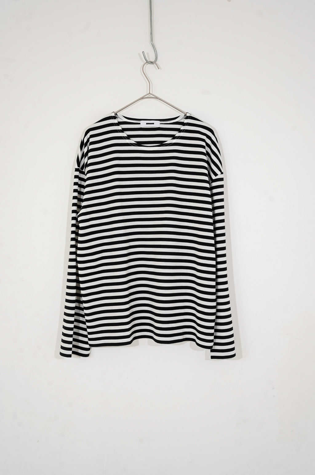 REVERBERATE "BORDER LONG T SHIRT" [BLACK]