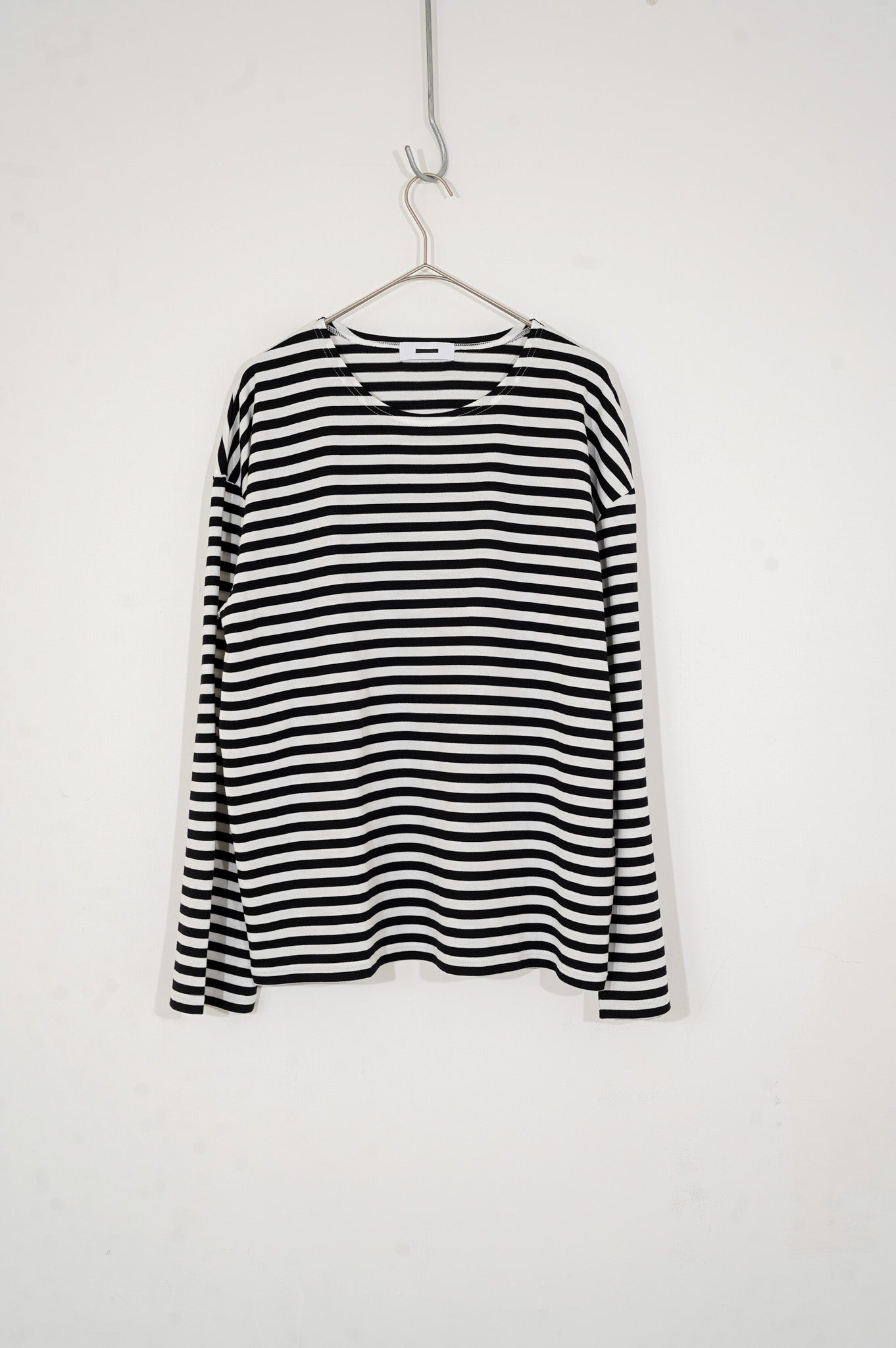 REVERBERATE "BORDER LONG T SHIRT" [BLACK]