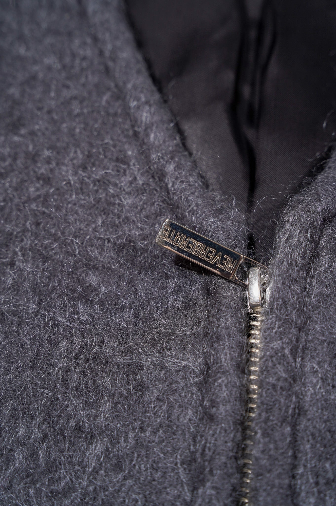 REVERBERATE "LONG WAISTCOAT" [GRAY]